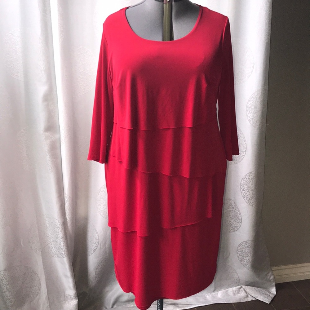 💃🏽lady in red avenue dress